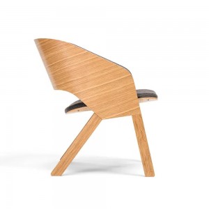 Butaca Lounge Merano de Ton. Sillones de restaurante, para interiores.