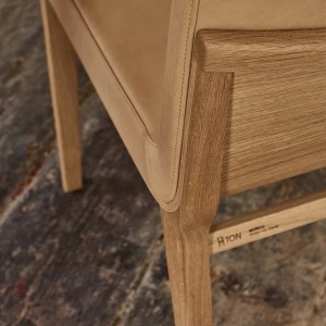 Silla Moritz de Ton. Sillas de restaurante, de inumerables interiores.