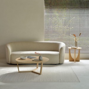 Mesa centro Tripod de Ethnicraft. Muebles modernos para salón y contract.