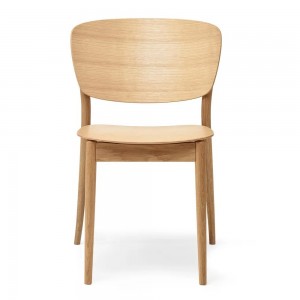 Silla Valencia madera de Ton. Sillas de restaurante, para varios interiores.