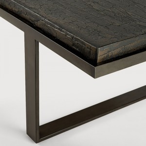 Mesa de centro Stability de Ethnicraft. Muebles modernos para salón y contract.