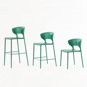 Taburete Koki de Desalto. Taburetes de diseño italiano para salón y terraza.