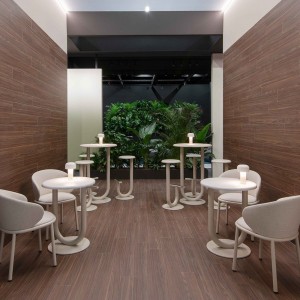 Silla Mun Tejido de Desalto. Sillas tapizadas. Muebles de diseño italiano.