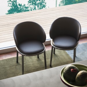 Silla Mun Tejido de Desalto. Sillas tapizadas. Muebles de diseño italiano.