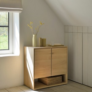 Nordic 2 puertas: 80x40x78h cm.