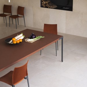 Silla elegante Sand tapizada para comedor de Desalto. Sillas modernas.