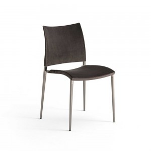 Silla elegante Sand tapizada para comedor de Desalto. Sillas modernas.