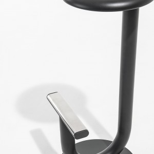 Taburete alto Strong Desalto. Muebles originales para salones. Diseño italiano.