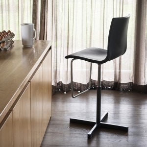 Taburete Wok Tapizado de Desalto. Taburetes modernos de diseño italiano.