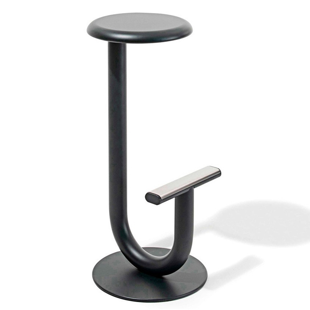 Taburete Strong Desalto para exterior. Diseño italiano de taburetes bar.