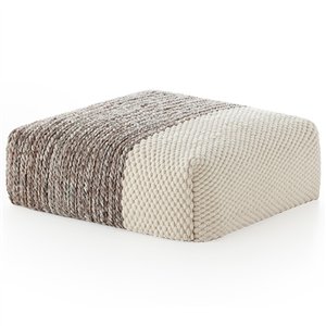 Puf Mangas Square Plait Crudo de GAN. Puf de diseño moderno para salón.