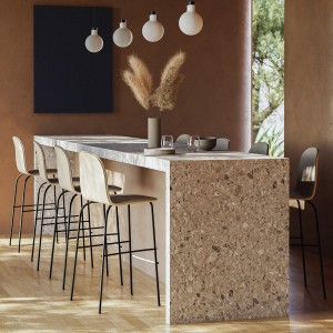 Taburete Terra metal Omelette ed. Taburete bar o cocina ideal para interiores.