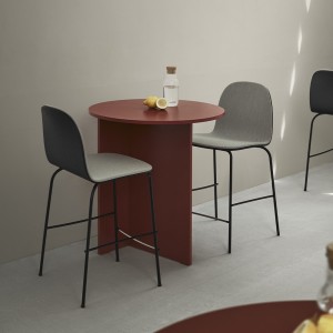 Taburete Terra metal Omelette ed. Taburete bar o cocina ideal para interiores.