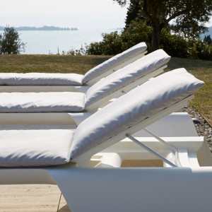 Tumbona Nova Myyour. Tumbona de diseño original ideal para el aire libre.