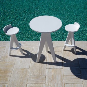 Taburete Oxford Myyour. Taburete de diseño ideal para el aire libre.