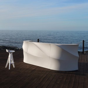 Taburete Oxford Myyour. Taburete de diseño ideal para el aire libre.