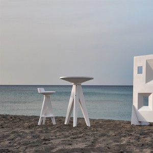 Taburete Oxford Myyour. Taburete de diseño ideal para el aire libre.