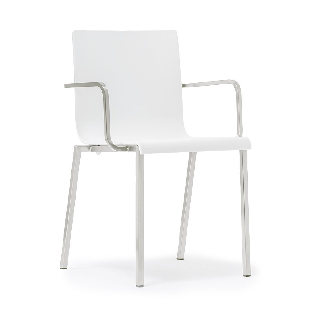 Sillón Kuadra XL 2402 de Pedrali. Sillas de diseño moderno. Sillas plásticas.