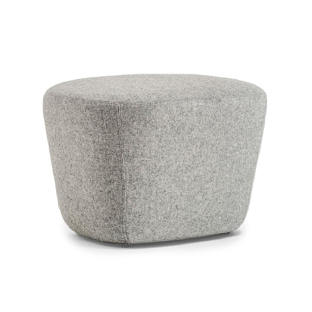 Pouf Log 367 de Pedrali.  Poufs de diseño moderno. Pouf para contract.