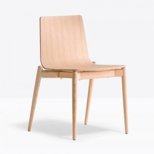 Silla Malmo 390 de Pedrali. Sillas de diseño. Sillas de madera modernas.