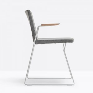 Sillón Osaka Metal 5722/5725 de Pedrali. Sillas de diseño. Sillas tapizadas contract.