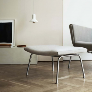 Reposapiés CH446 tela Carl Hansen and Son