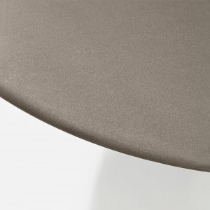 Mesa redonda Aluminio moteado Moai de Fast ideal para espacios exteriores.