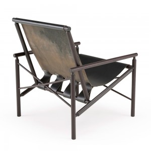 Butaca Ease de Amura. Butacas elegantes y contemporáneas. Muebles modernos italianos.