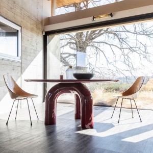 Mesa redonda Elephante para salón de Mogg. Mesas de diseño original y auténtico.