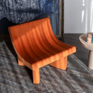 Butaca Talk de diseño italiano para salón de Mogg. Butacas modernas e innovadoras.