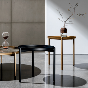 Mesa auxiliar Campos Sovet Italia