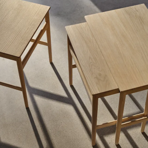 Mesa auxiliar Nesting Tables CH004 Carl Hansen and Son