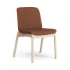 Silla Amstelle de madera Swedese. Estilo minimalista y contemporáneo. 
