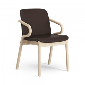 Amstelle sillón de madera Swedese. Elegante y moderno. Gran variedad de combinaciones disponibles