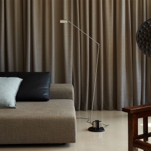 Lámpara moderna de pie Daphine Terra versión Led de Tommaso Cimini y Lumina