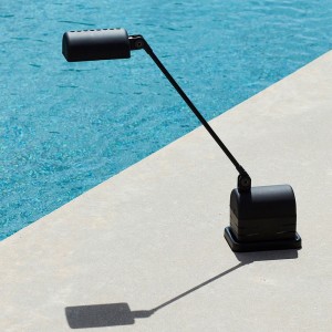 Lámpara de sobremesa moderna Daphinette Portatile Led de Tommaso Cimini