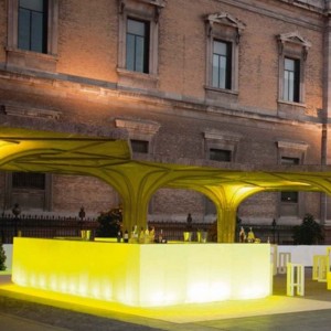 Barra de Bar Vela 100 con Luz Led en el interior y Fabricada en Resina