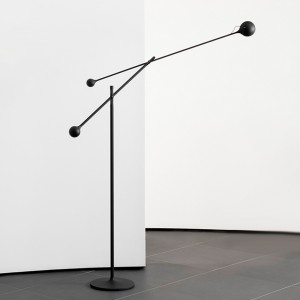 Lámpara pie Ixa Floor Artemide