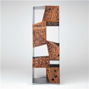 Aparador alto Riddled Totem Horm