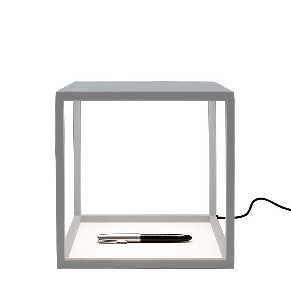 Lámpara sobremesa BlancoWhite C1 de Santa & Cole. Lámparas diseño.