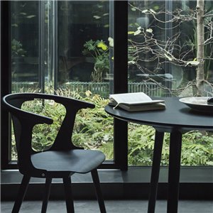 Silla In Between &Tradition