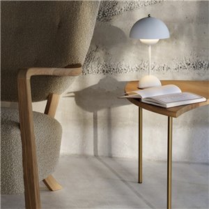 Mesa auxiliar Pinwheel &Tradition