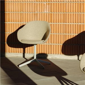 Silla Lore confident tapizada Enea