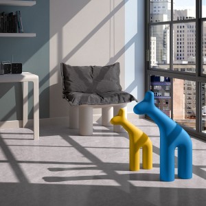 Escultura Jirafa Medium Raffa Oferta Plust Collection