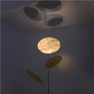 Lámpara de pie Nuunu Ingo Maurer