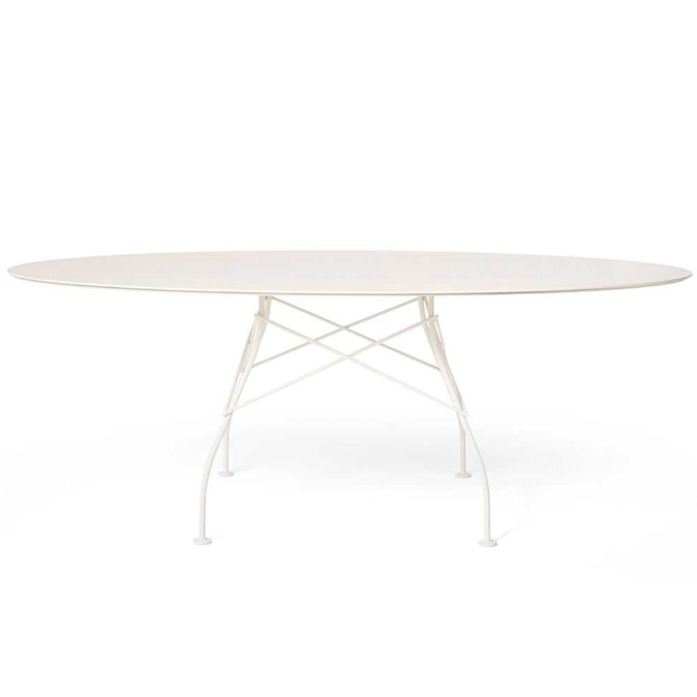 Mesa Glossy Outdoor ovalada Kartell