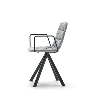 Sillón Maarten tapizada base giratoria Viccarbe