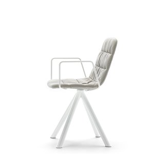 Sillón Maarten tapizada base giratoria Viccarbe