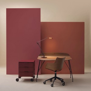 Contenedor Mobil Mat de Kartell. Accesorio ideal para oficina.