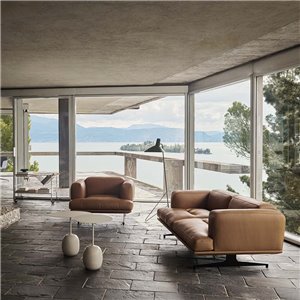 Butaca Inland tapizado cuero &Tradition